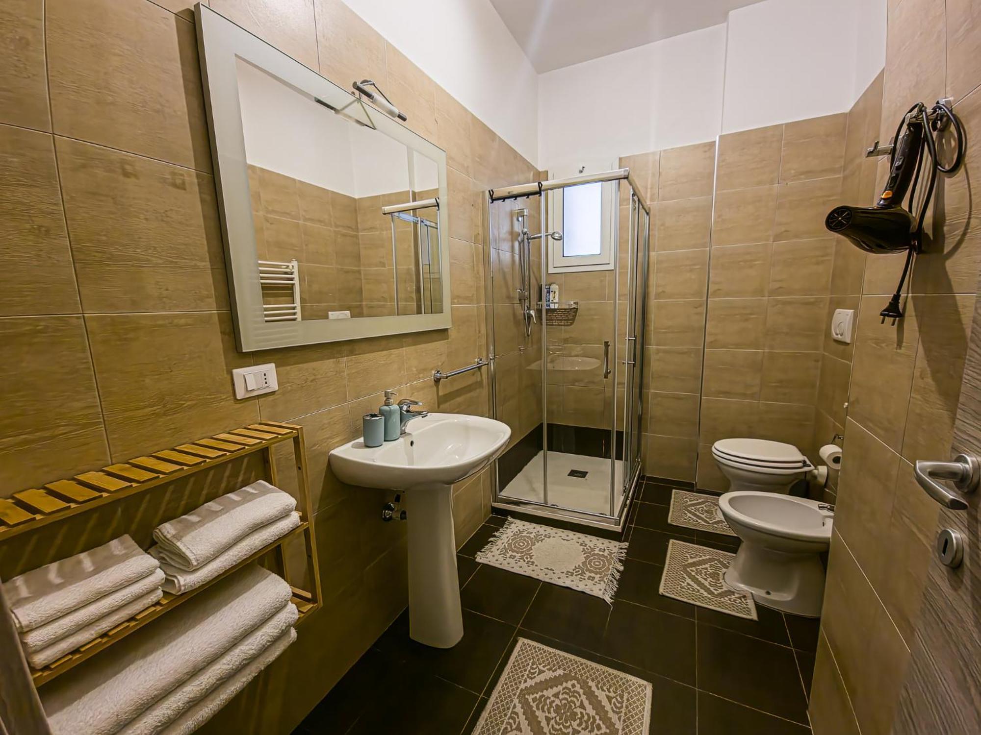 Garibaldi Square Apartment Bari Exterior photo